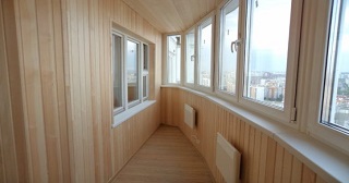 Отделка, остекление, утепление балконов в Березниках от 207 руб. м/2.